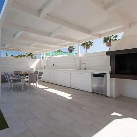 Maspalomas Sleeps 2 Pool Air Con Wifi * Maspalomas (Gran Canaria)
