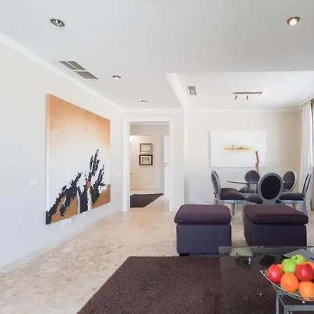 Holiday home Maspalomas Sleeps 2 Pool Air Con Wifi *
